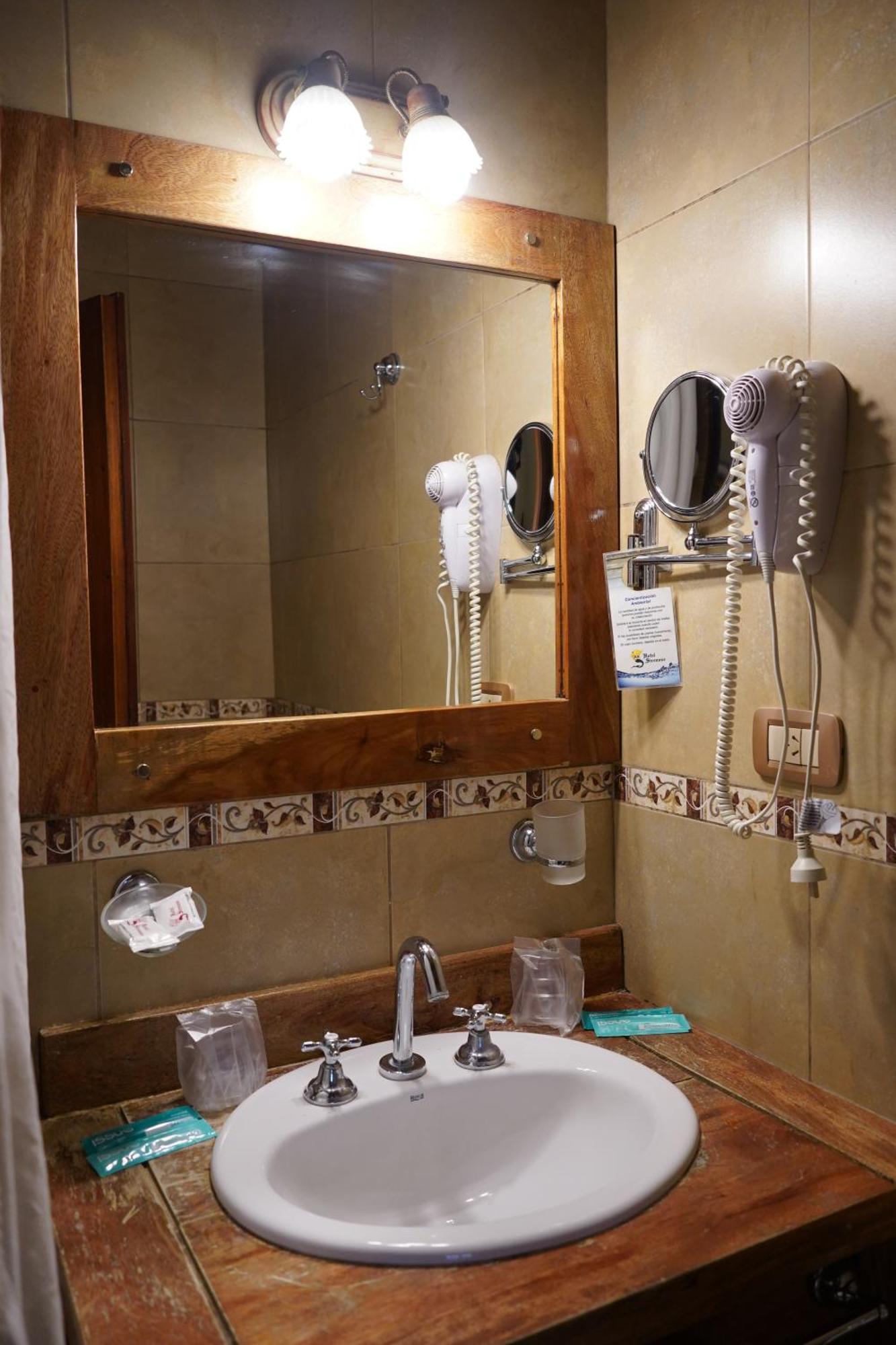 Sirenuse Hotel 2*